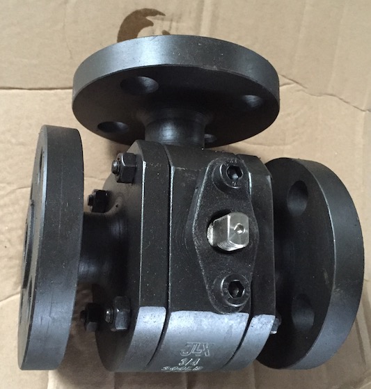 API LCC Flanged 3 Way Ball Valve